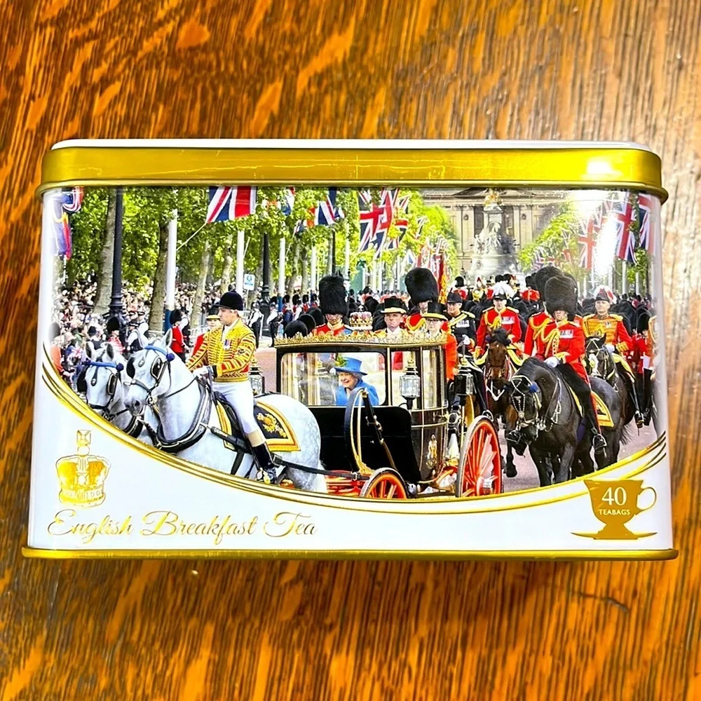 🇬🇧 QUEEN ELIZABETH II TROOPING THE COLOUR - ENGLISH BREAKFAST TEA 40 TEABAGS ✨